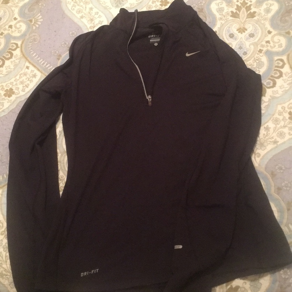 Nike dri fit sweatshirt